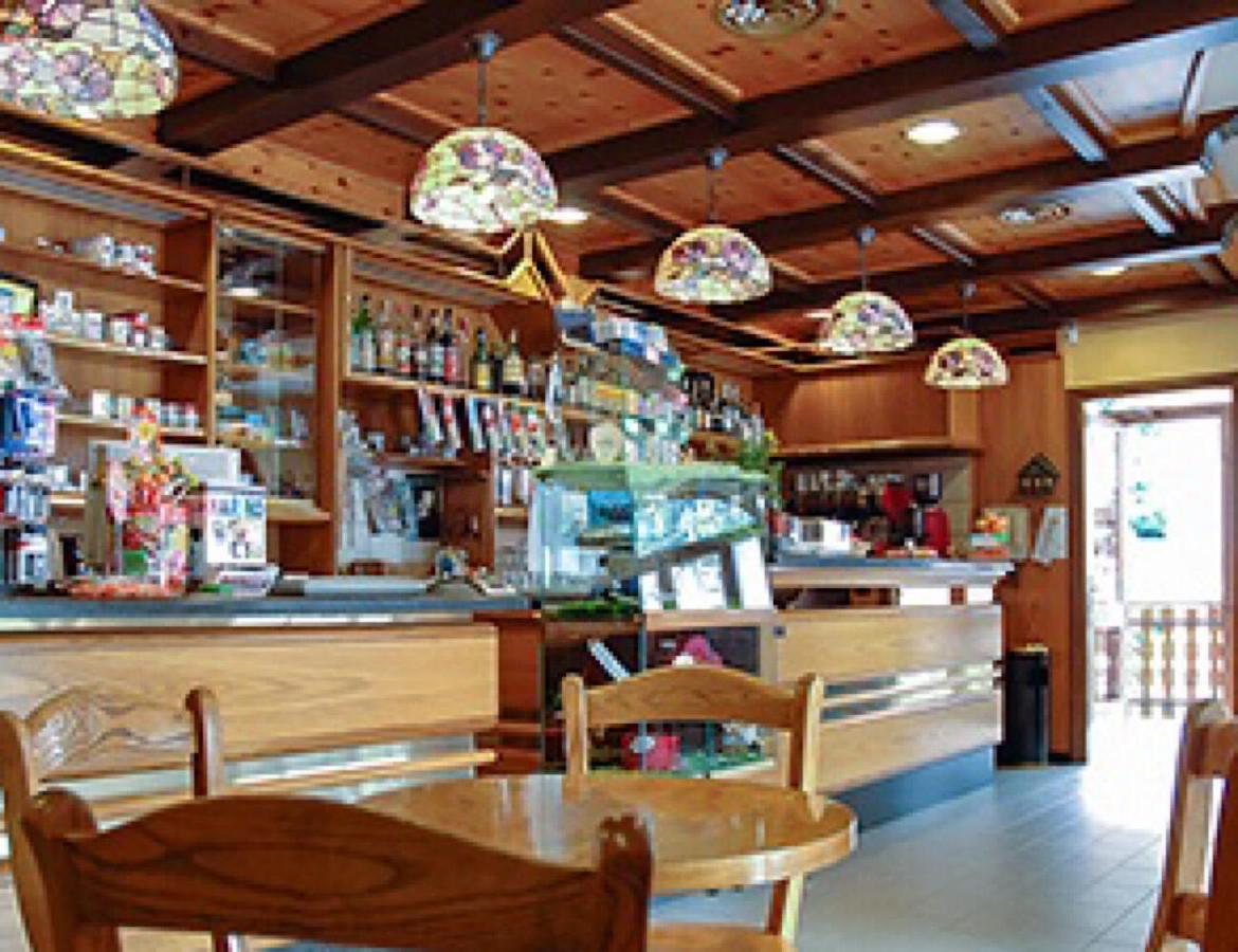 Albergo Ristorante Sole Mezzoldo Extérieur photo