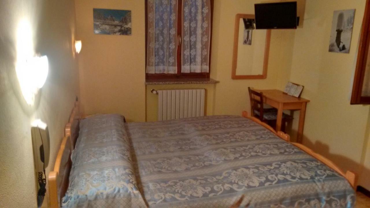 Albergo Ristorante Sole Mezzoldo Extérieur photo